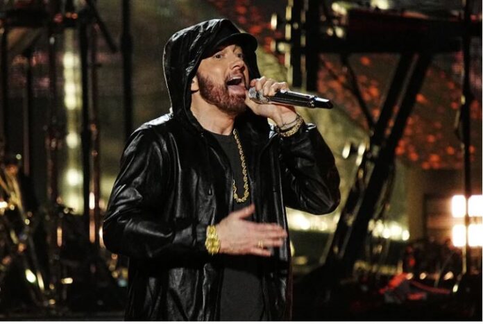 Eminem pubblica un falso necrologio di Slim Shady